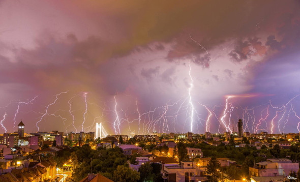fulgere bucuresti - octav dragan