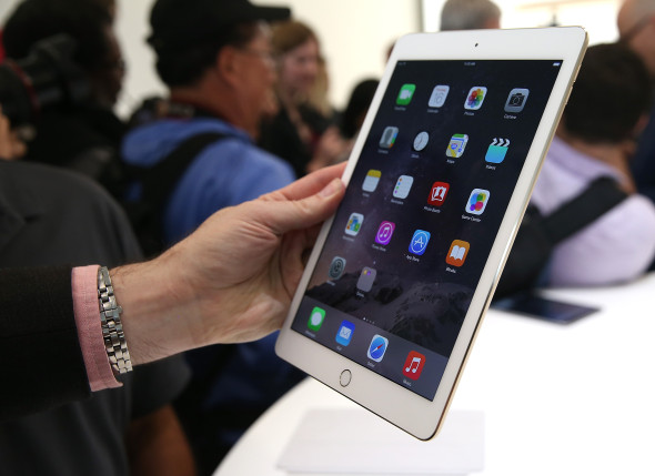 Apple Unveils New iPad Models