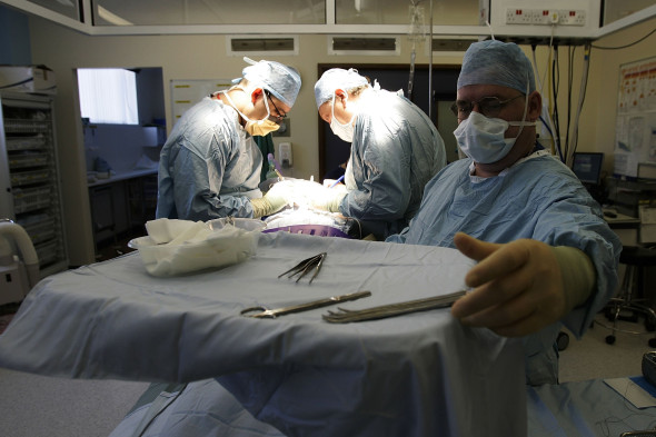 Birmingham Hospital Conducts Kidney Transplant