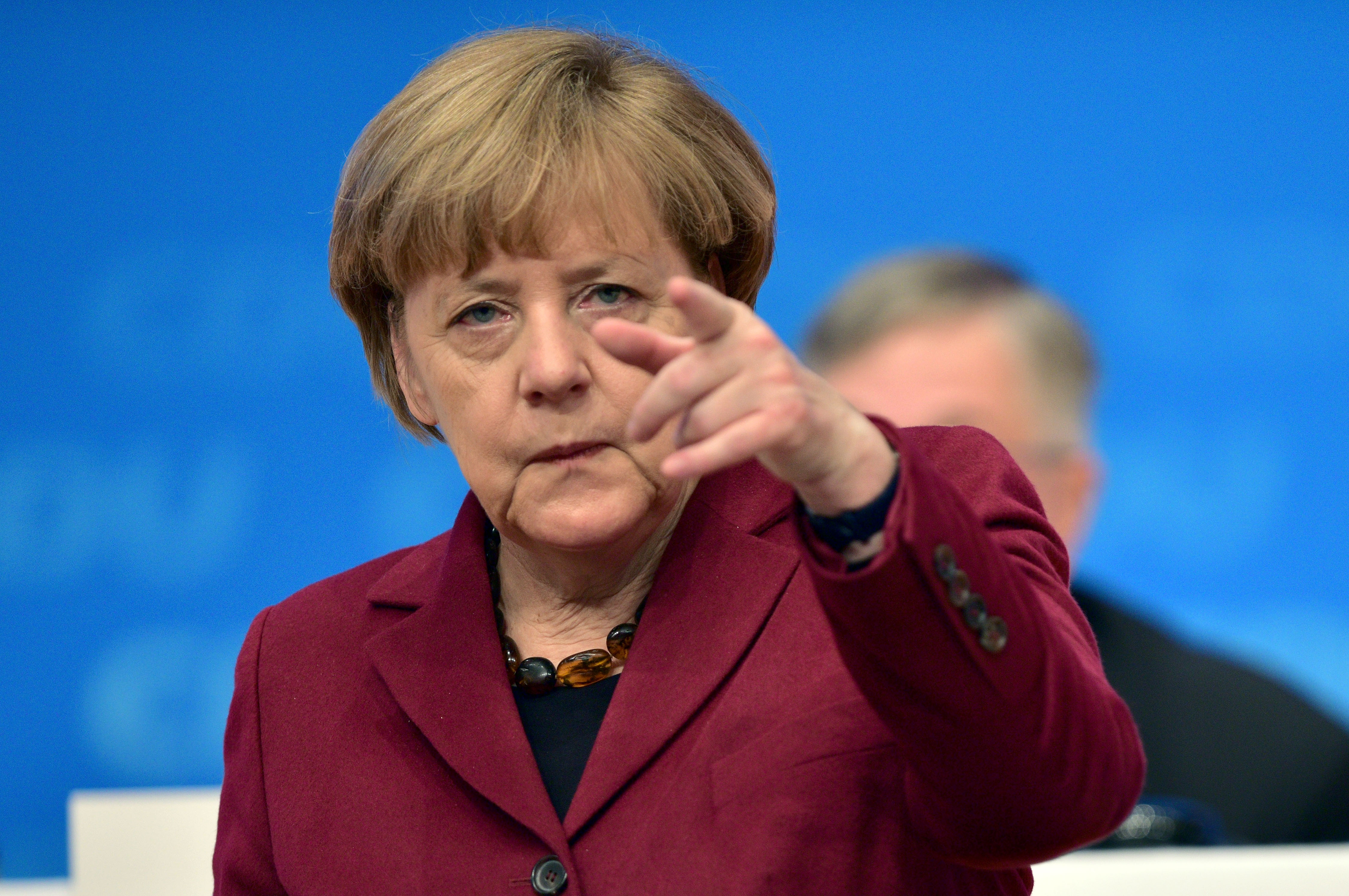 Merkel vorbeste despre sfarsitul erei diesel in Germania