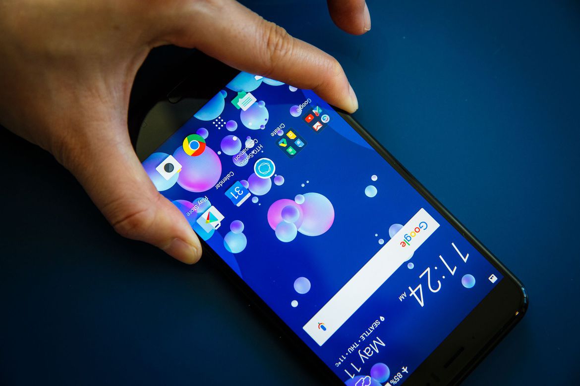 HTC ar putea fi cumparat de Google
