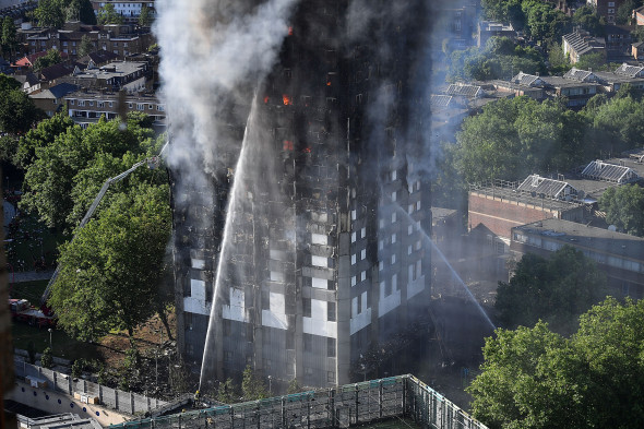 incendiu londra turn