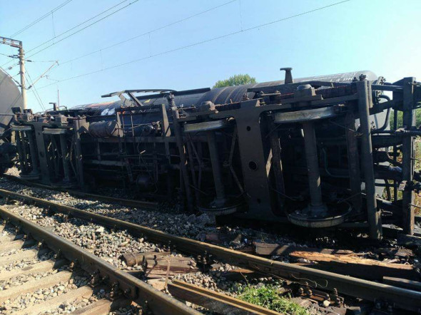 tren deraiat - - cfr infrastructura