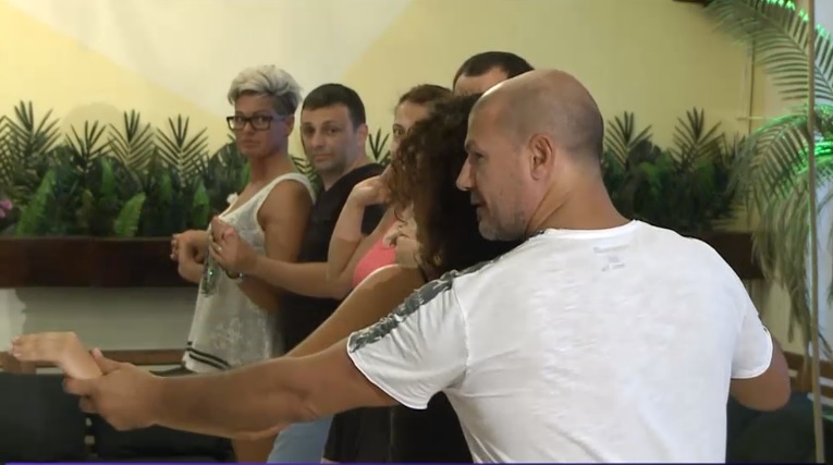 Ce cauta un sensei in sala de salsa