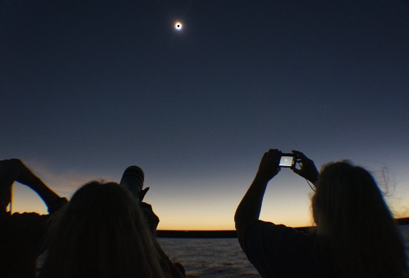Numaratoarea inversa a inceput. Cum se pregatesc oamenii de stiinta pentru „Marea Eclipsa Americana”