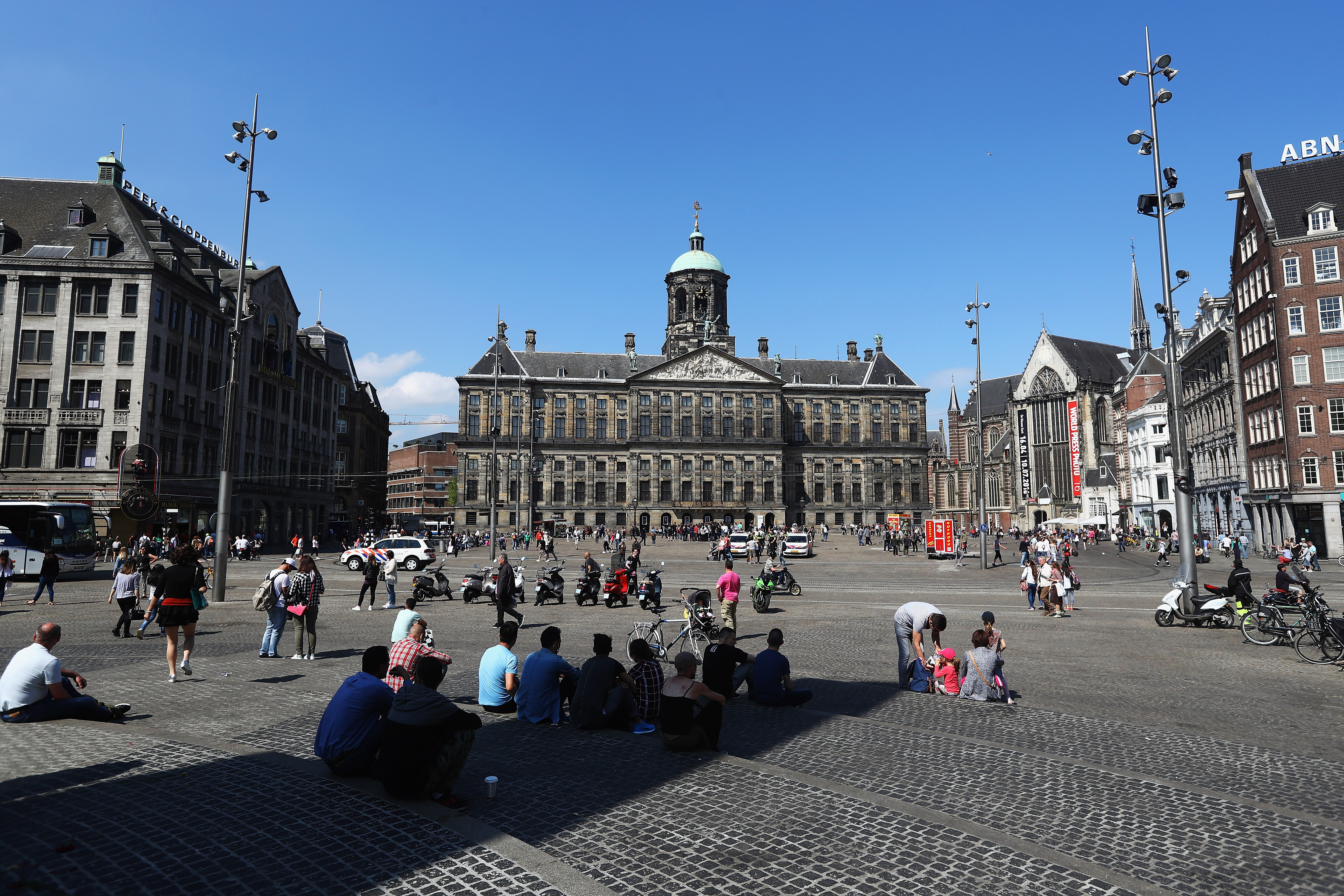 Vacanţele in Amsterdam se scumpesc
