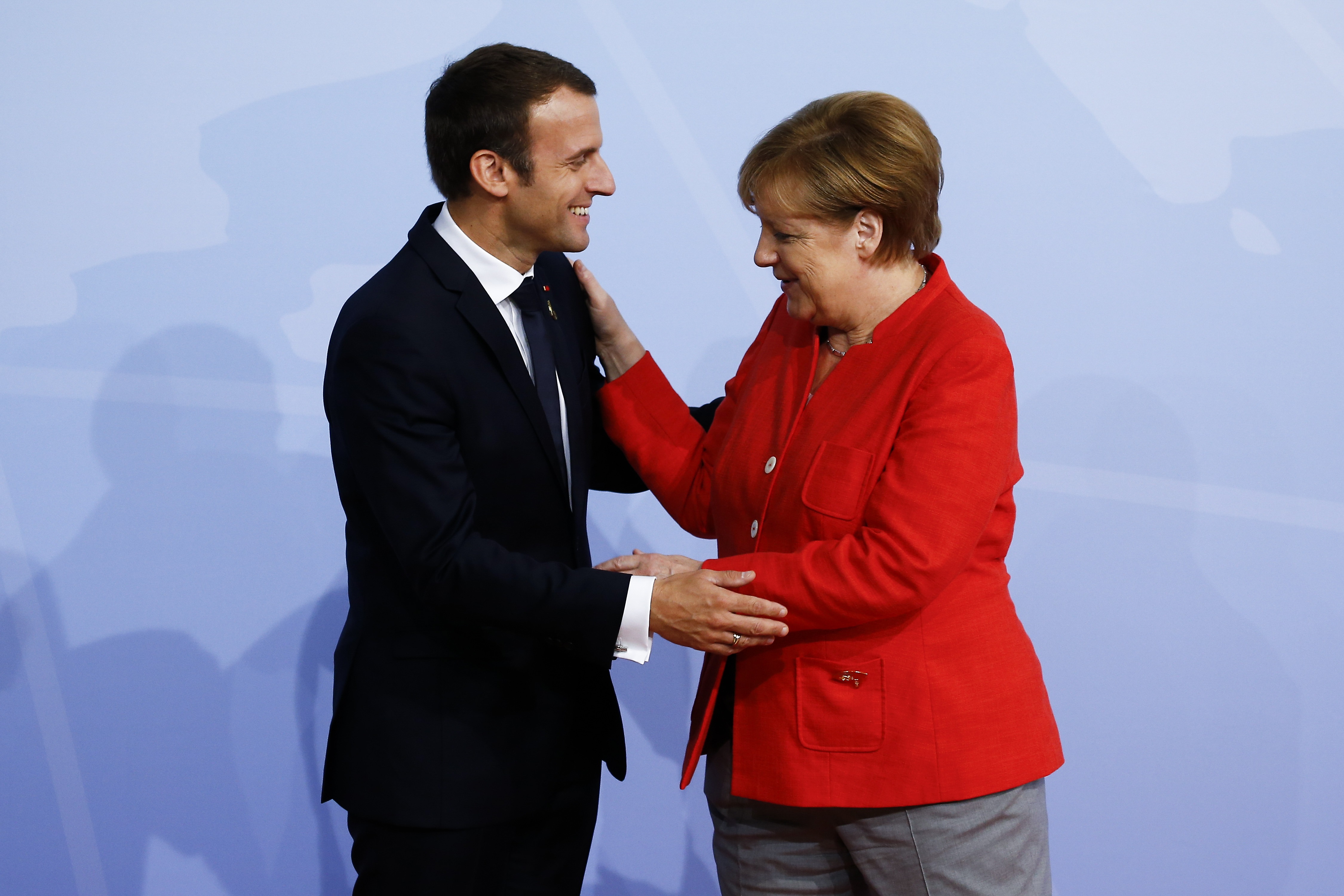 Cea mai buna varianta pentru Romania: Merkel sau Schulz?