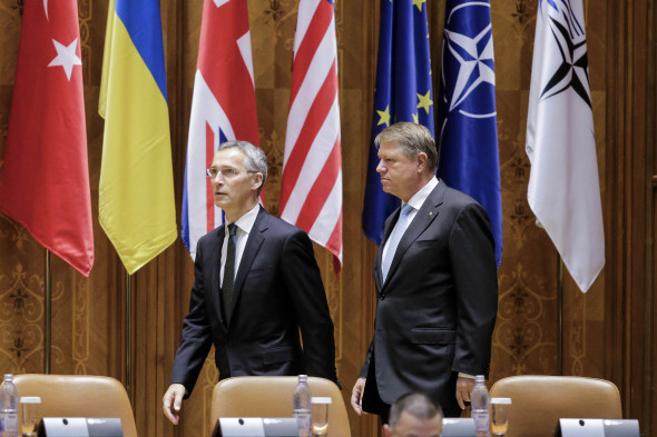 171009_AP_NATO_000_INQUAM_Photos_George_Calin stoltenberg iohannis