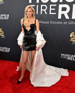 Galerie foto Premiile Grammy 2025 glamour și gafe stilistice Care au