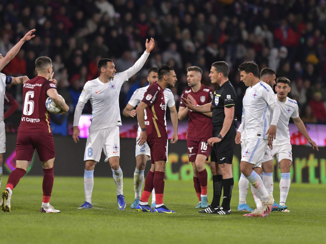 Un Titular Al Lui Cfr Cluj Out Tot Sezonul Cine L Nlocuie Te