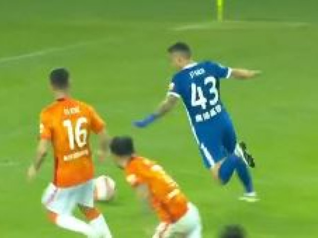 Video Nicolae Stanciu de neoprit în China Românul gol și pase de