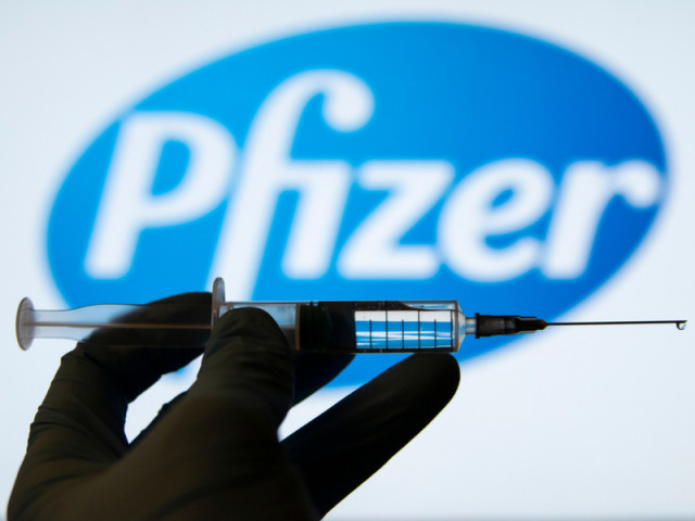 Polonia a fost dată în judecată de Pfizer pentru că nu a plătit şi nu