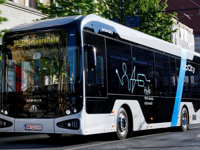 Cum Arat Primul Autobuz Electric Rom Nesc Vehiculul E N Probe La Br Ila