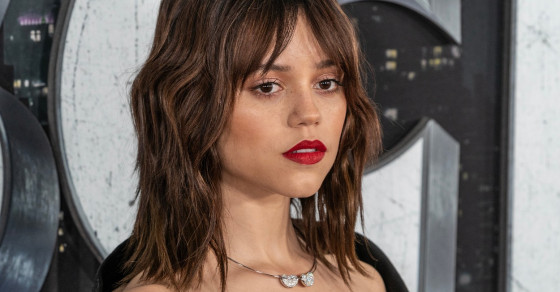 Jenna Ortega Accident Vestimentar La Premiera Filmului Scream Vi