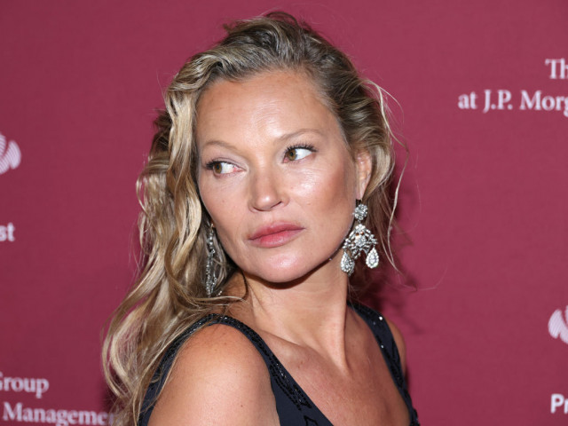 Petrecerile Nesf R Ite I Au Distrus S N Tatea Kate Moss Adev Rul