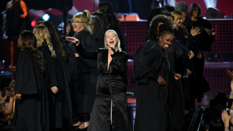 christina-aguilera-ama-2017-getty