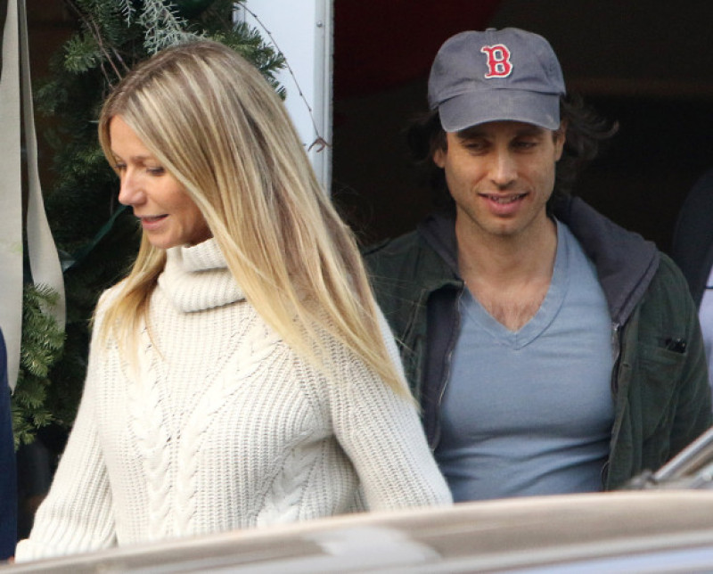 gwyneth-paltrow-brad-flachuk-splash