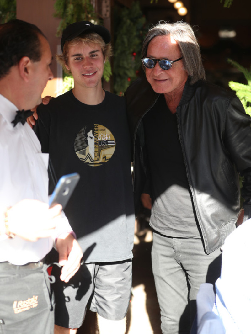 justin-bieber-mohamed-hadid-splash