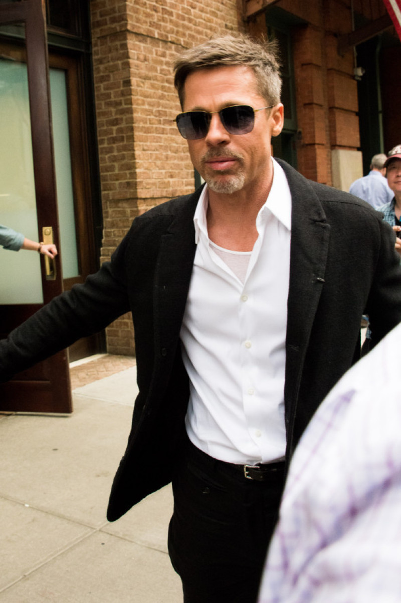 brad-pitt-ny-splash