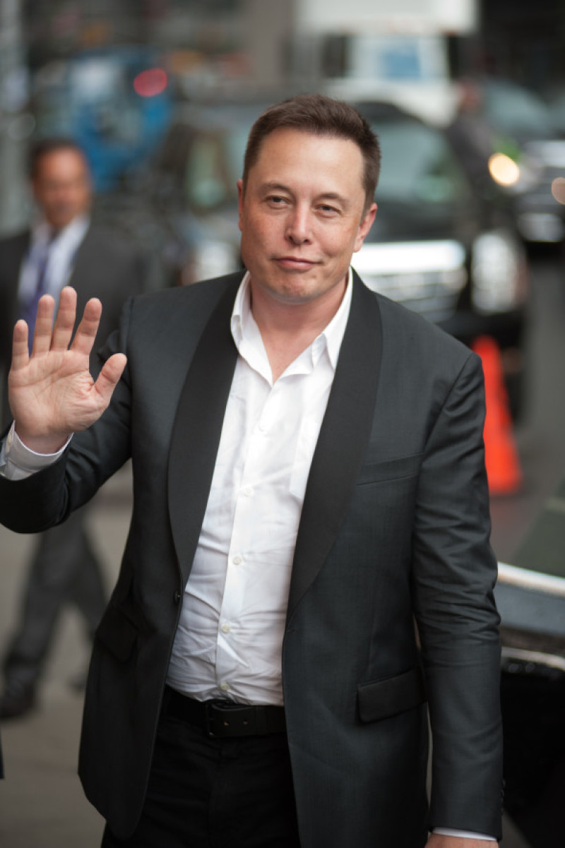 elon-musk-splash