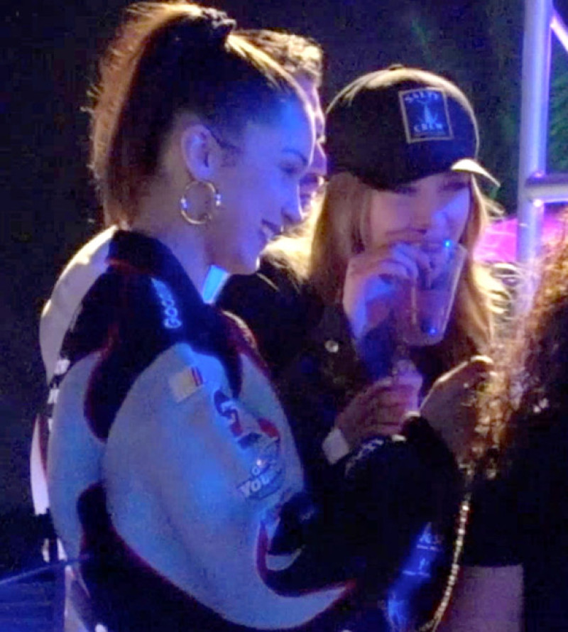 bella-hadid-gigi-hadid-splash
