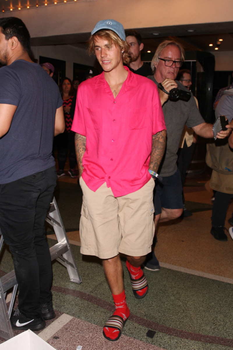 justin-bieber-tinuta-fancy-splash