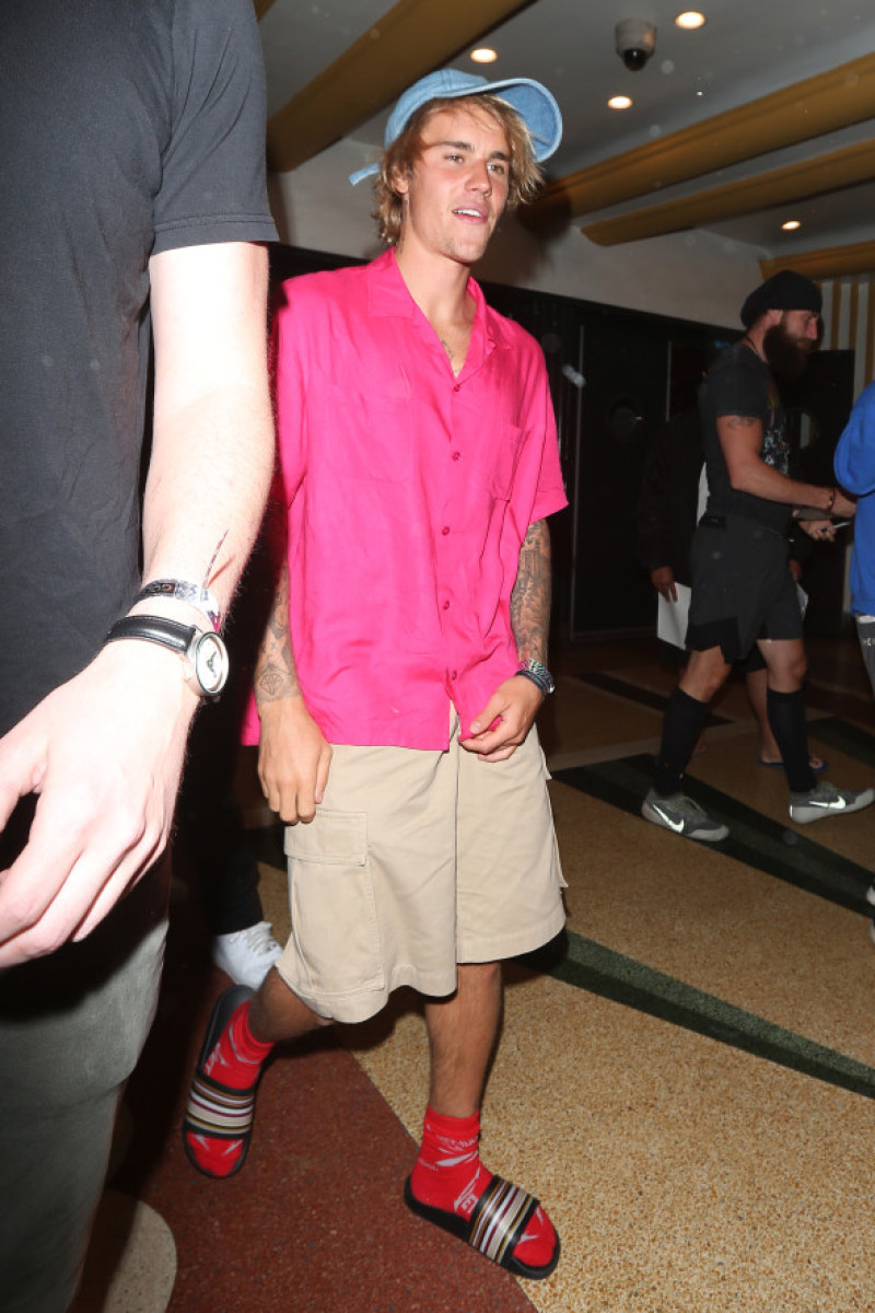 justin-bieber-tinuta-fancy2-splash