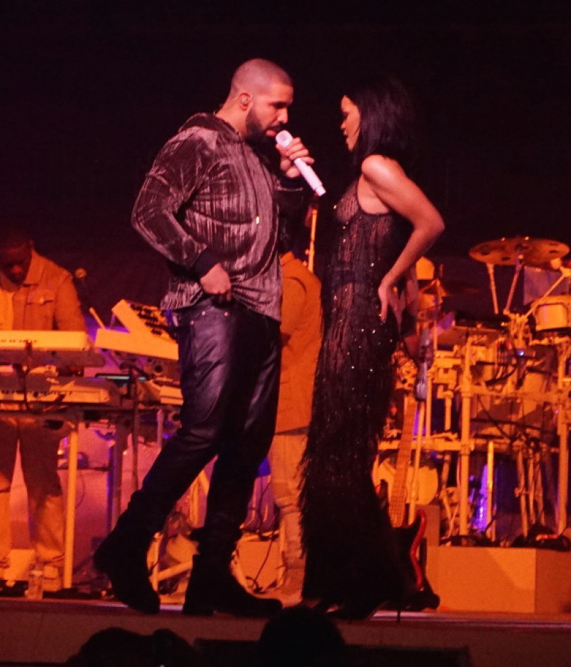 drake-rihanna-concert-splash