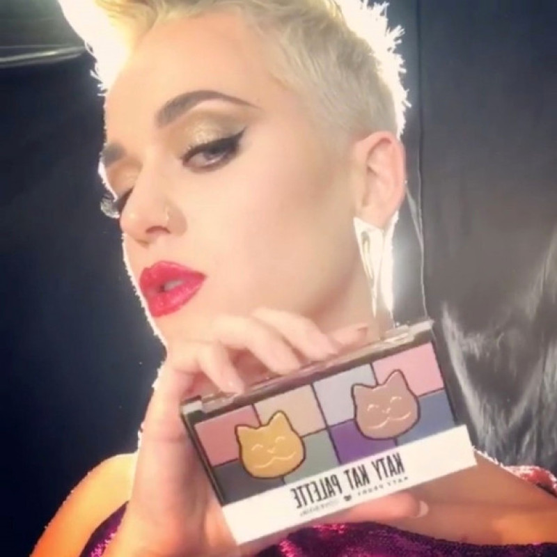 katy-perry-reclama-hepta