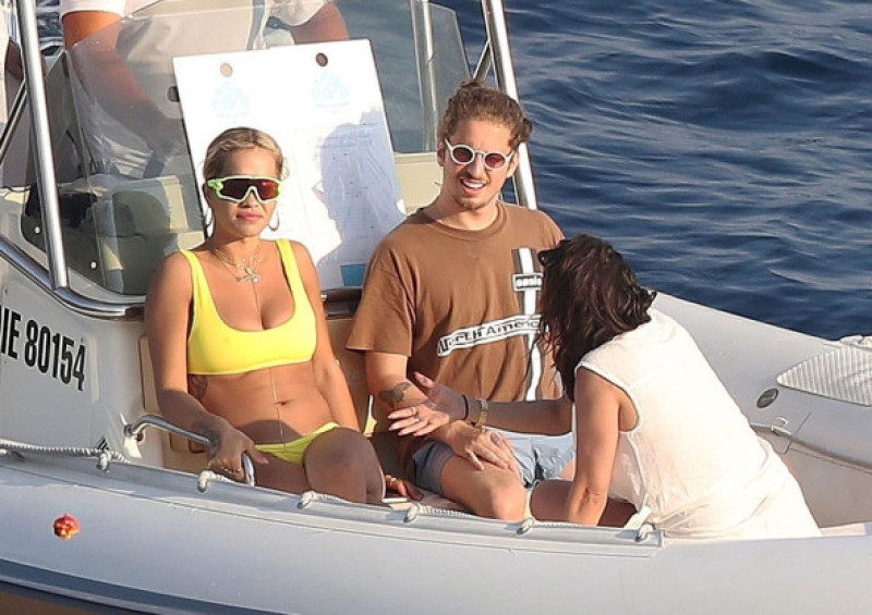 rita-ora-andrew-wyatt-hepta