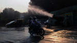 Anti Smog Gun Spray Water To Reduce Smog, New Delhi, DLI, India - 16 Nov 2021