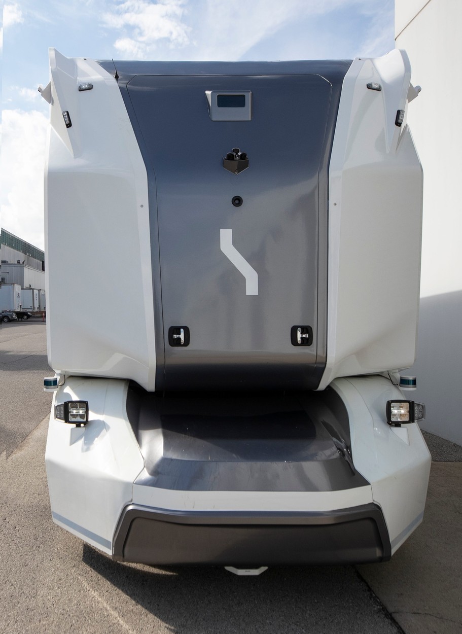 camionul capsula de la einride vedere din fata