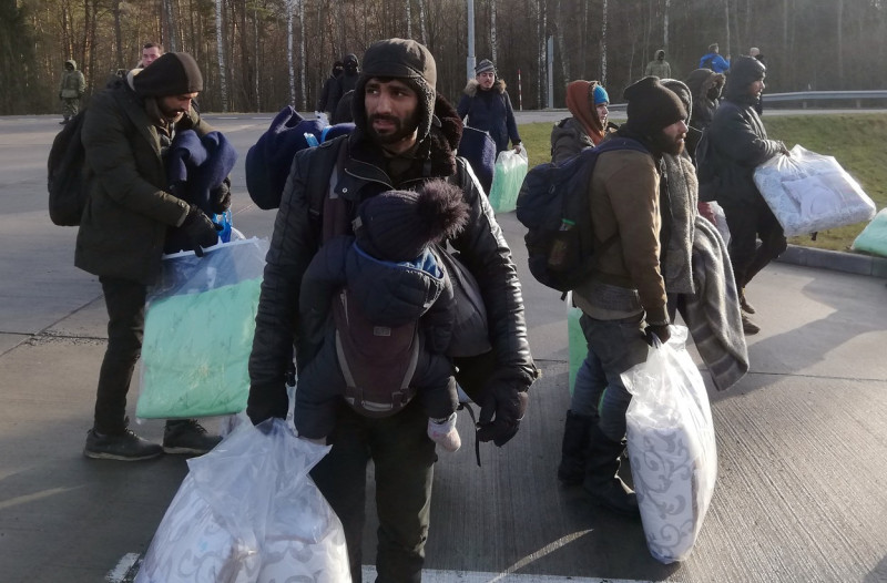 Migrants on Belarusian-Polish border