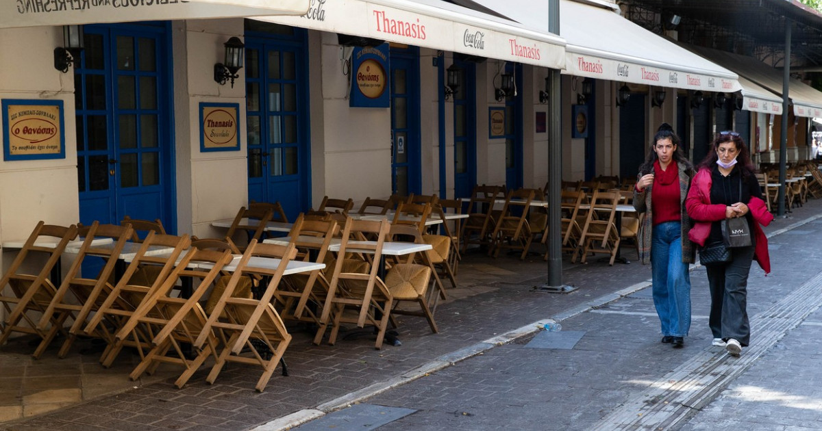 Η πρόσβαση στις εκκλησίες στην Ελλάδα θα περιοριστεί σε μη εμβολιασμένους