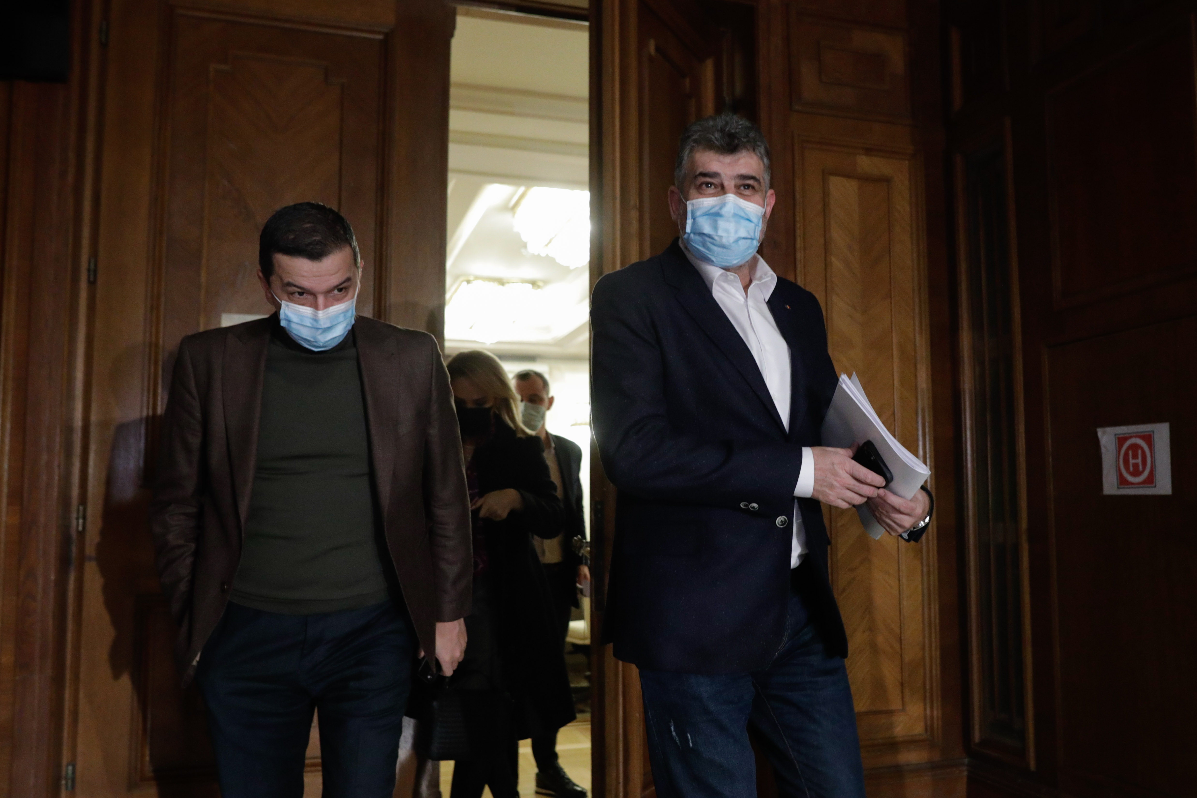 Grindeanu: Credeți că noi am făcut de drag această alianță cu PNL? Trebuia să punem capăt crizei politice. Nu ne ducem să ne căsătorim