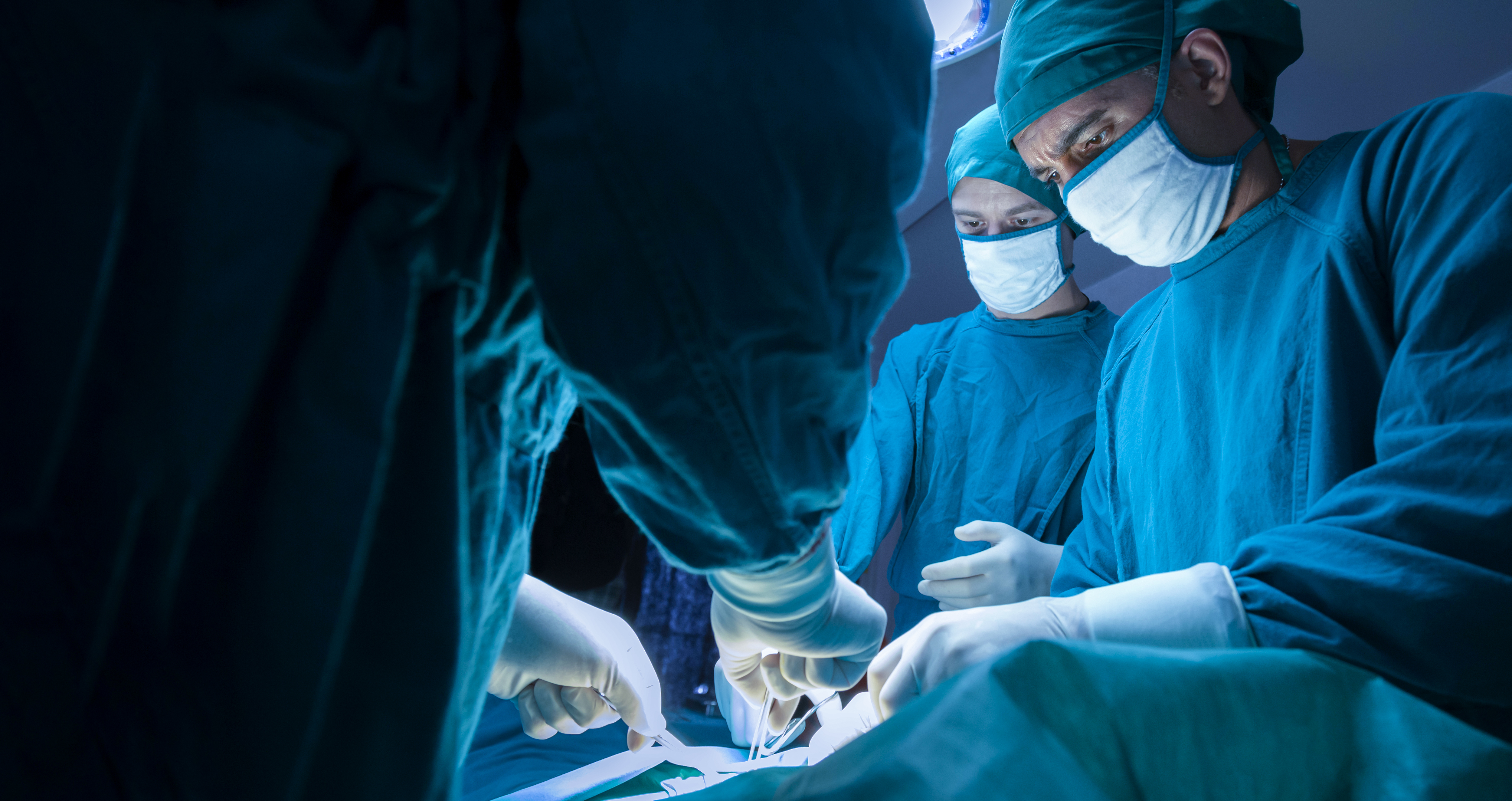 Medicii avertizează că operațiile post-COVID pot fi riscante. Chiar și pacienții asimptomatici pot face sindromul „long COVID”