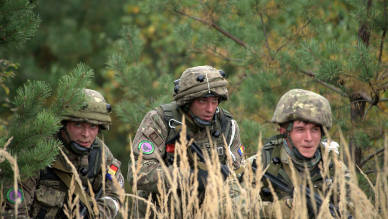 Participants of the International Rapid Trident 2019 military exercise involving the competition between Romanian and Ukrainian frontier guards, Lviv Region, September 25, 2019. Ukrinform. /VVB/