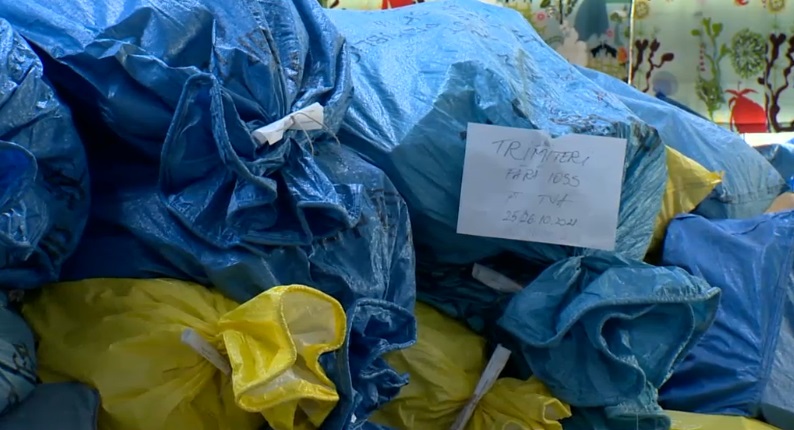 Dacă ați comandat din străinătate un cadou pentru sărbători mai aveți mult de așteptat. Coletele sunt blocate la Poștă