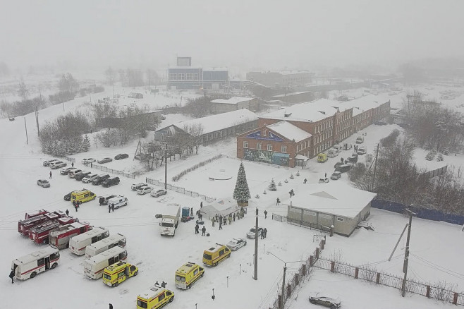Fire hits Listvyazhnaya coal mine in Kemerovo Region, Russia