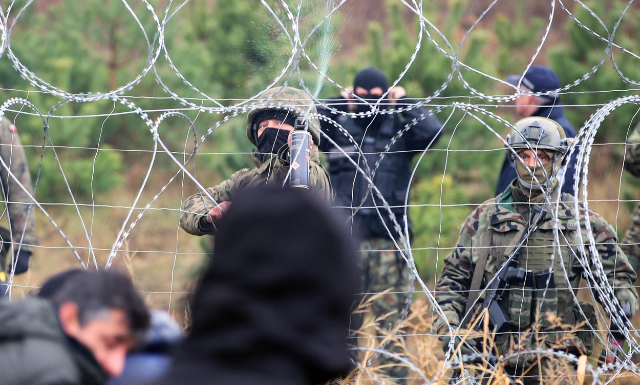 Franța vrea ca migranții intrați ilegal în Schengen să fie respinși în statul din care vin, chiar dacă se află la câțiva km de graniță