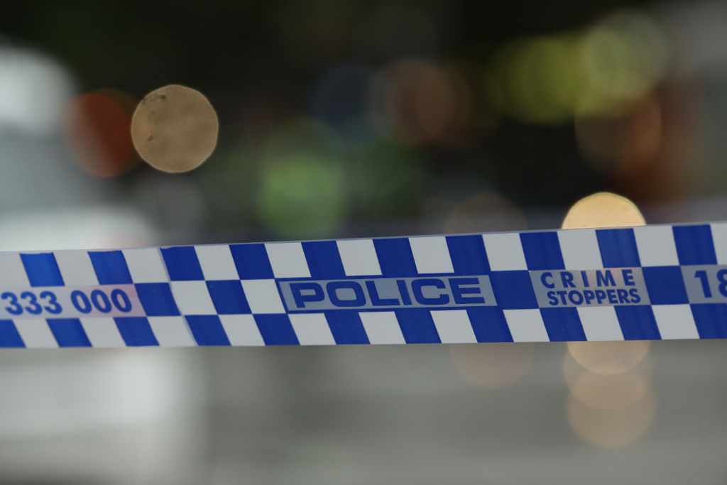 Un pilot comercial a fost arestat pentru o dublă crimă, într-una din cele mai mari anchete criminalistice din Australia