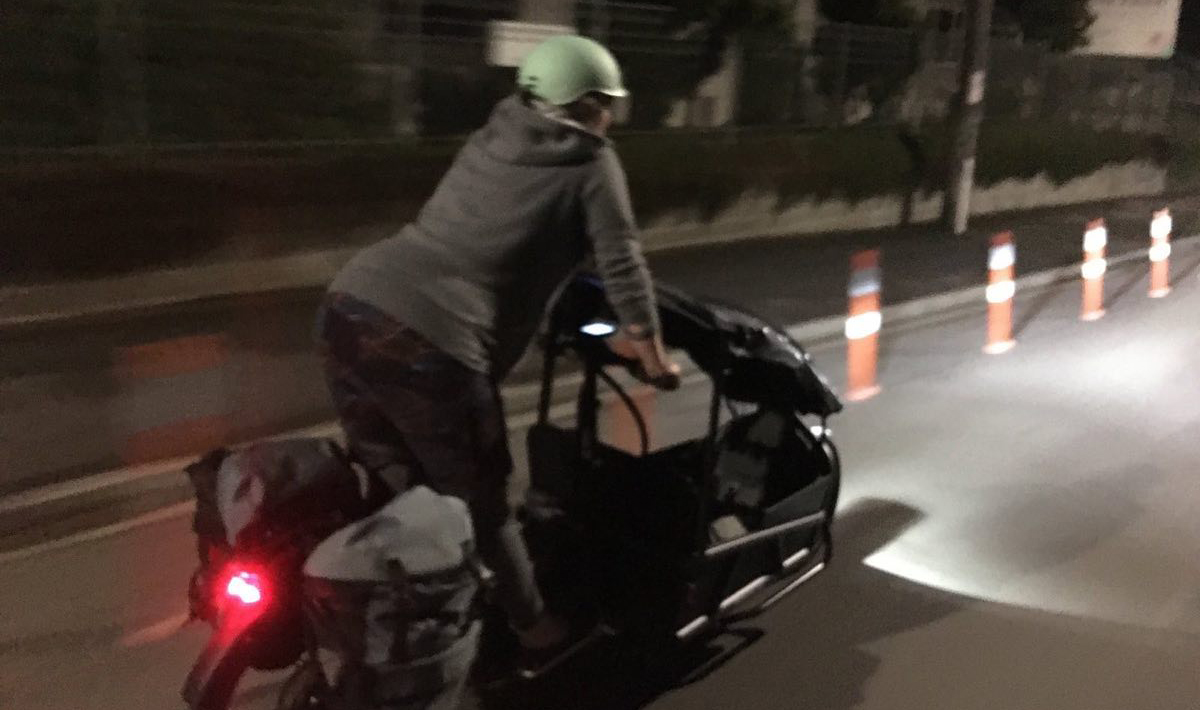O parlamentară din Noua Zeelandă a mers pe bicicletă la spital pentru a naște