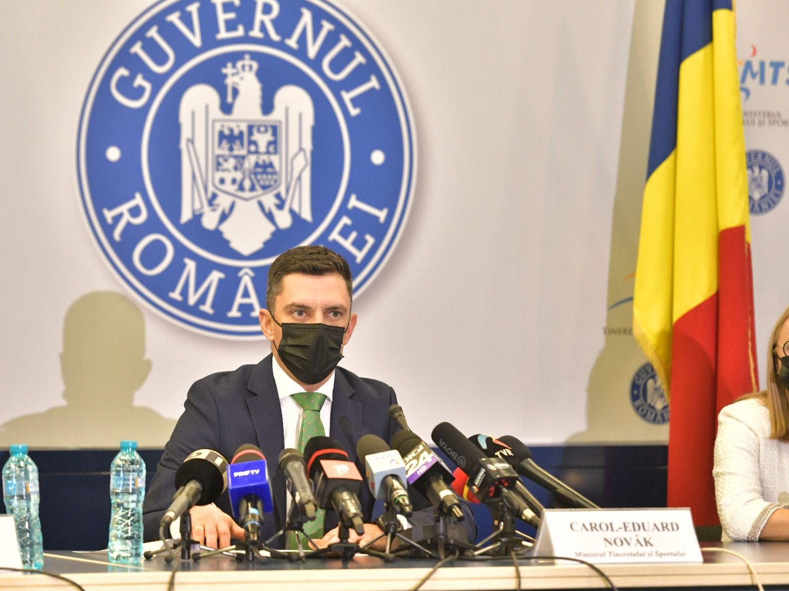 Eduard Novak: Toți românii care sunt acum în Africa de Sud vor reveni în deplină siguranță acasă