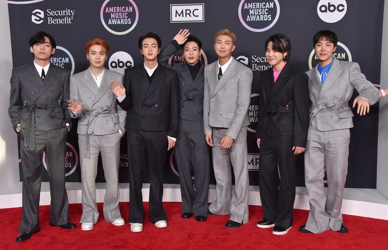 2021 American Music Awards - Arrivals