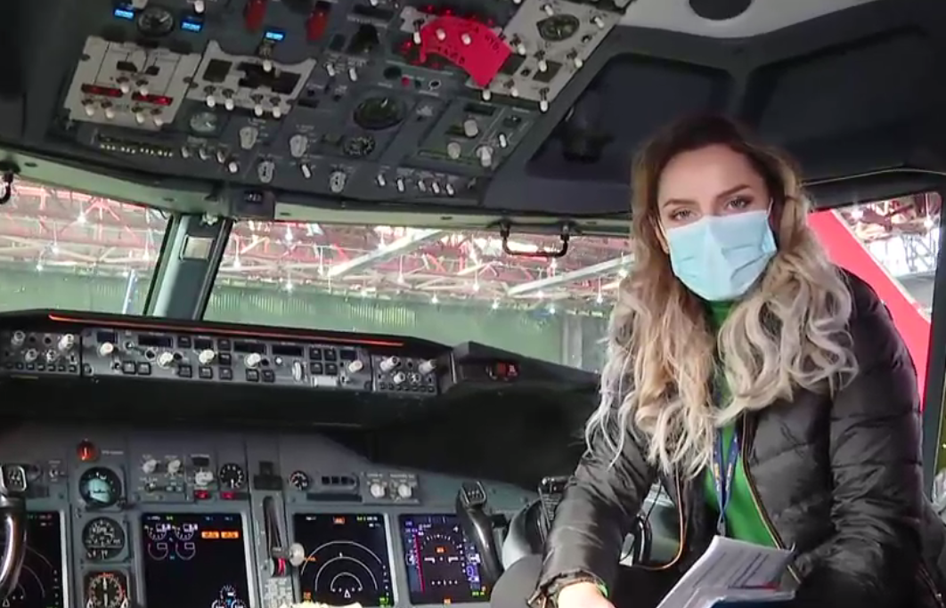 Poveștile femeilor care repară avioane: „Aviația este o lume și o industrie a bărbaților, dar noi, femeile, reușim să îi biruim”