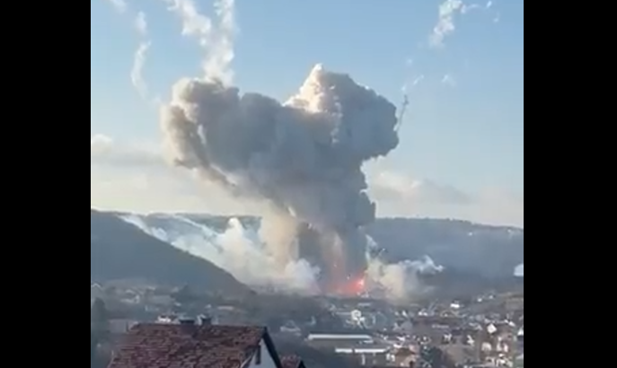 VIDEO. Explozie de proporții într-o fabrică de armament din Serbia. Doi oameni au murit, iar 16 sunt răniți