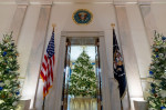 White House Christmas Decorations 2021