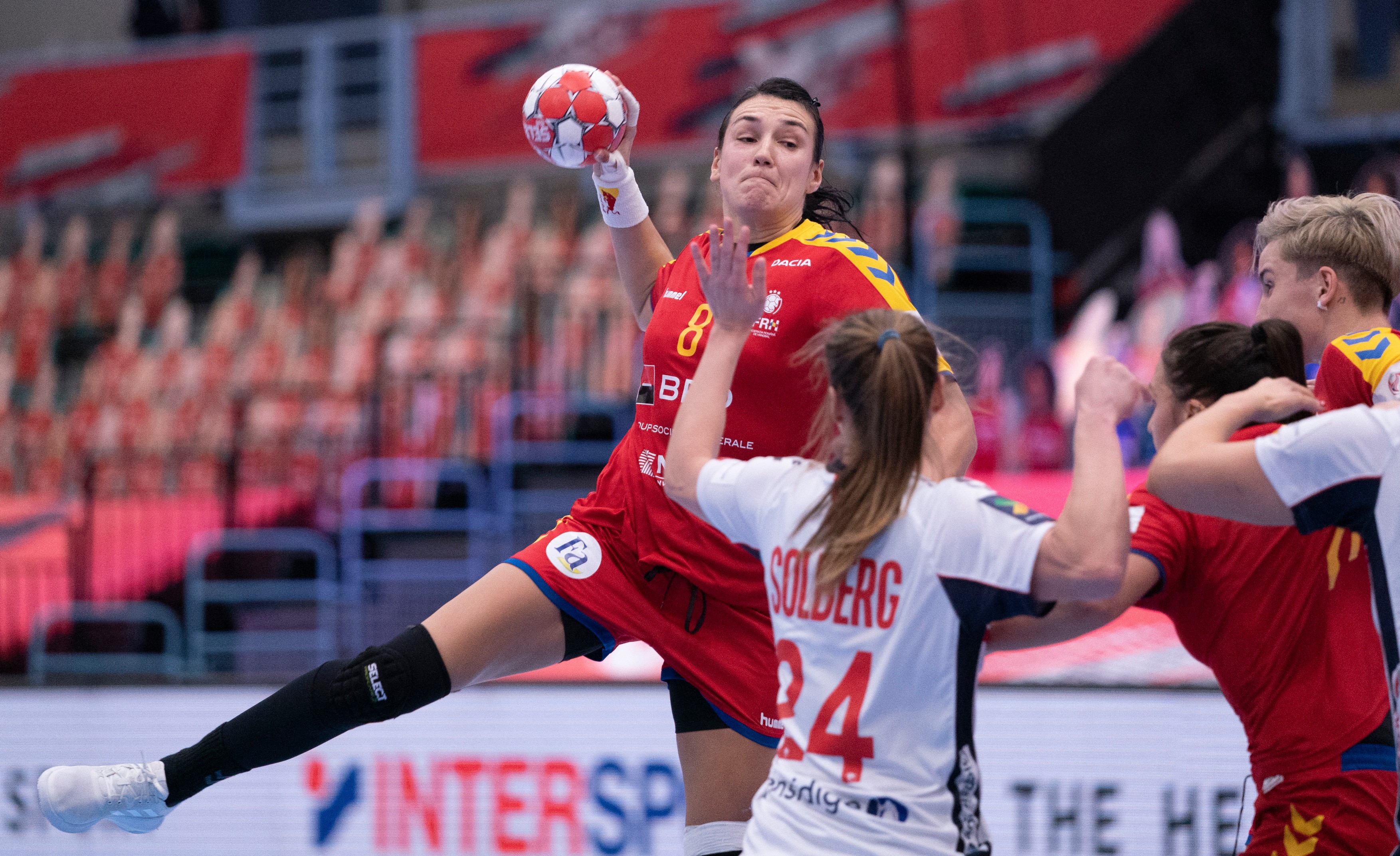 Mesajul transmis de Cristina Neagu colegelor din lotul naţional de handbal, înaintea plecării la Campionatul Mondial din Spania