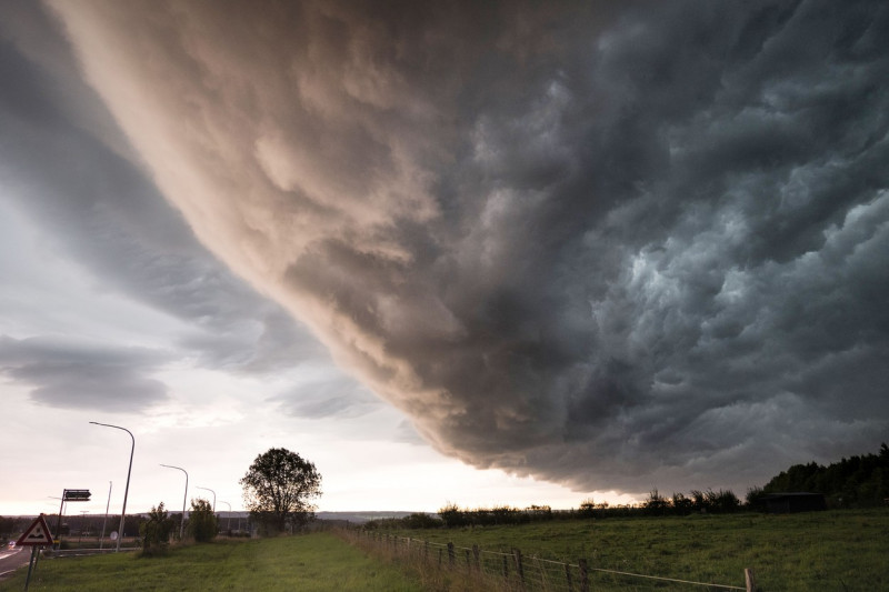 scary cloud