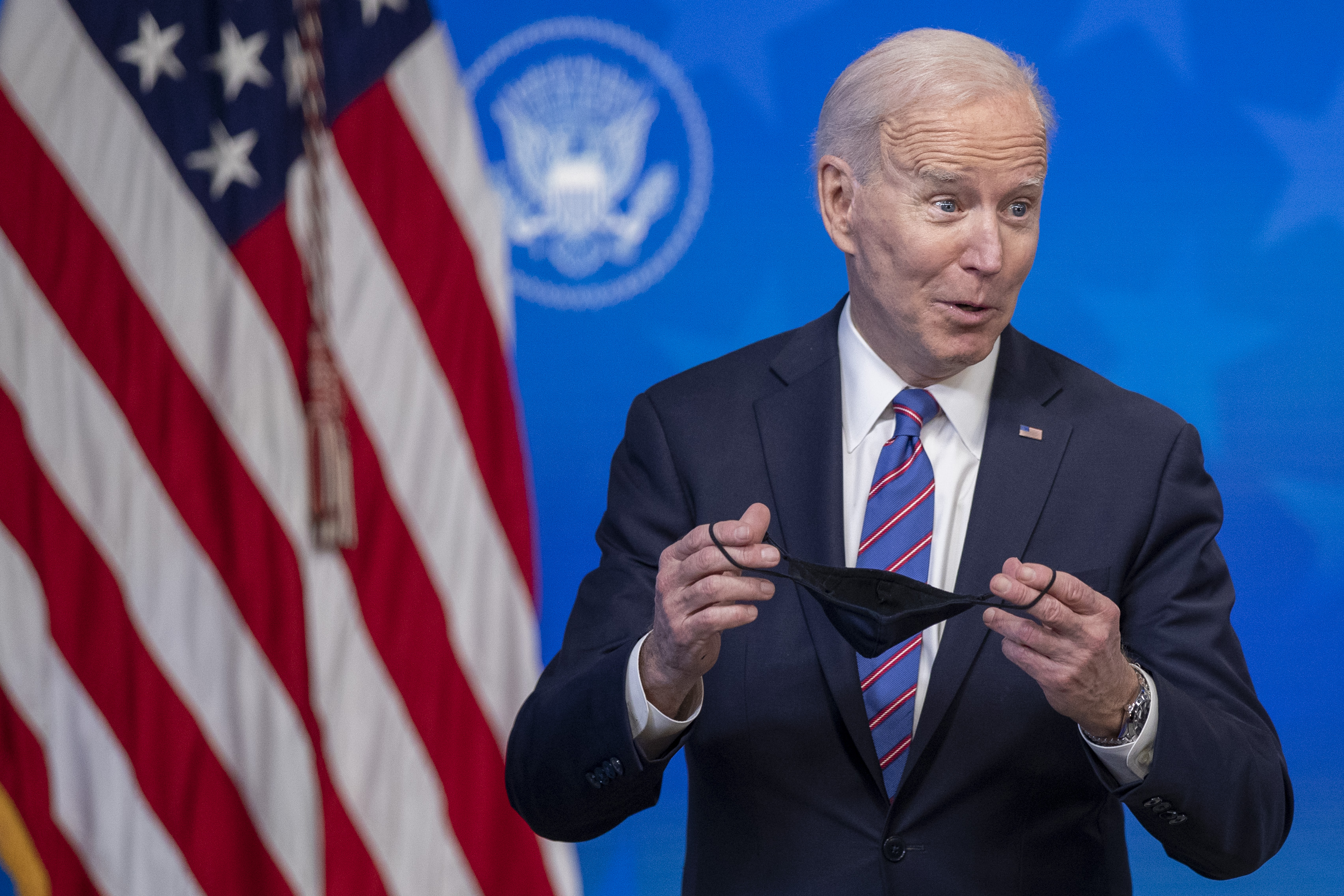 „Omicron”, printre cele mai dificile cuvinte în 2021. Nici Joe Biden nu a reușit să pronunțe corect denumirea noii variante
